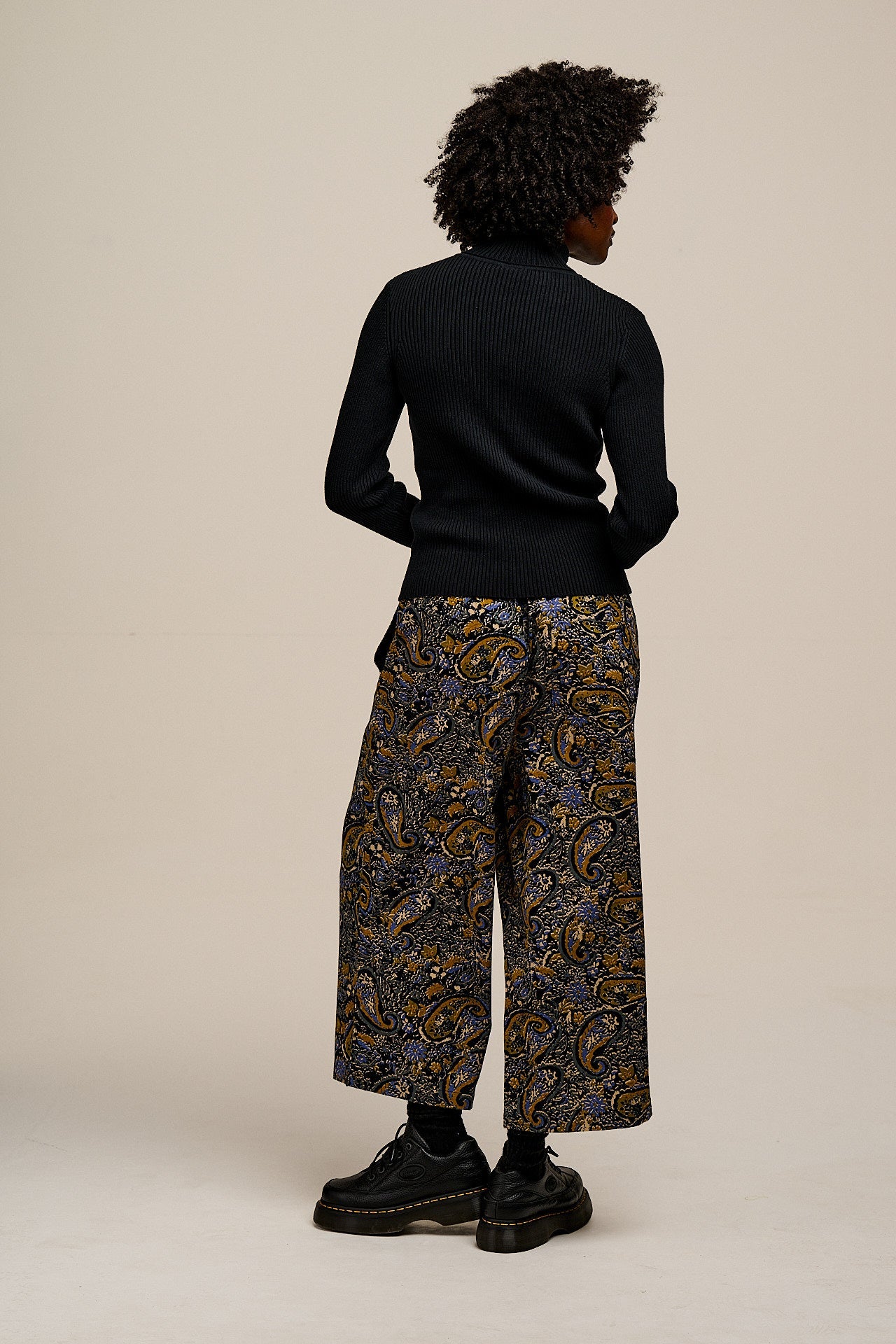 Chuck - Wide Leg Cotton Trousers in Grunge Blue Paisley Print