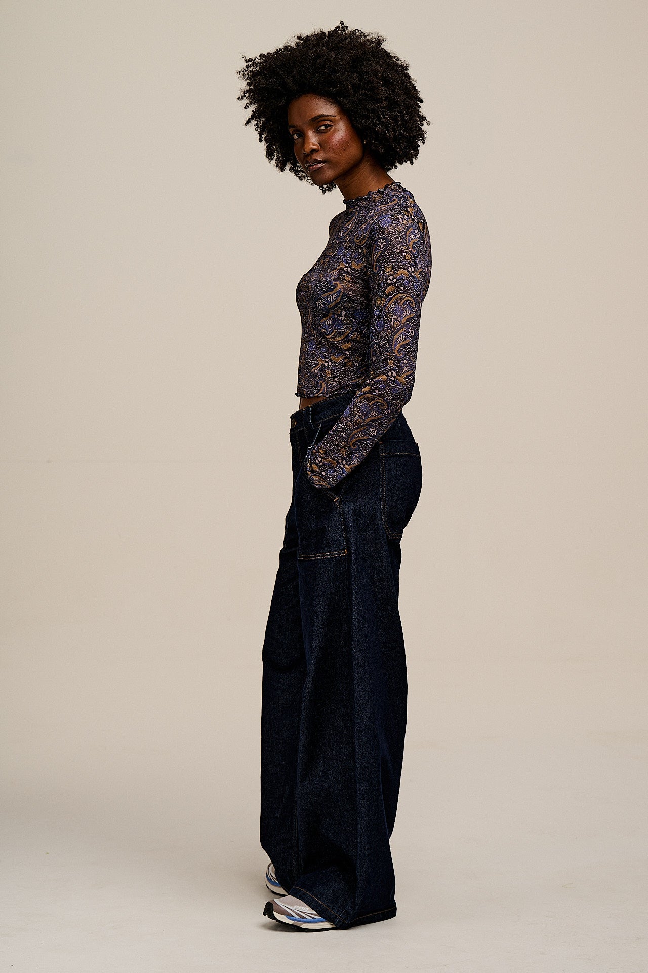 Perrie - Long Sleeve Mesh Top in Blue Grunge Paisley Print