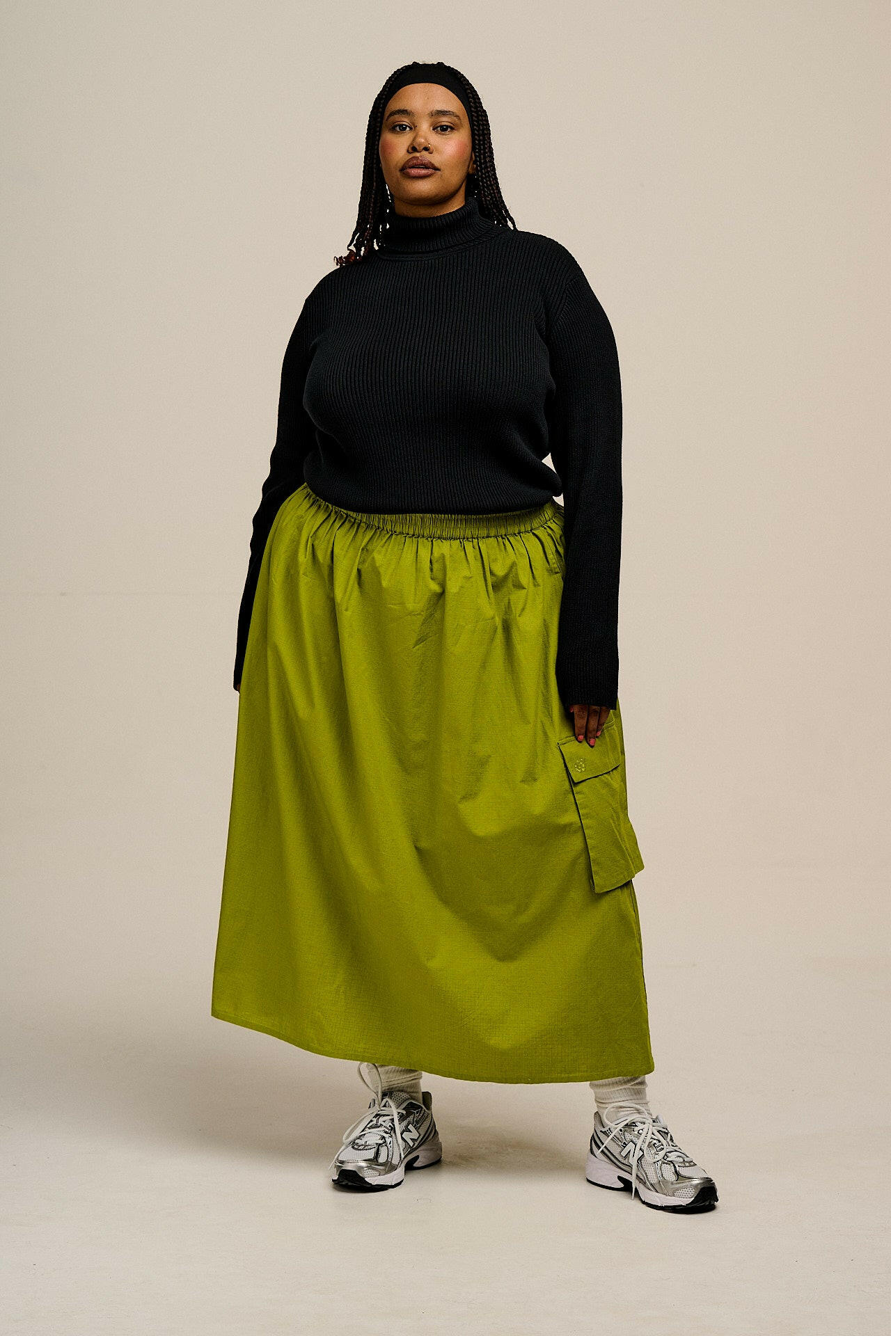 Dakota - Midi Skirt in Lima Bean Green