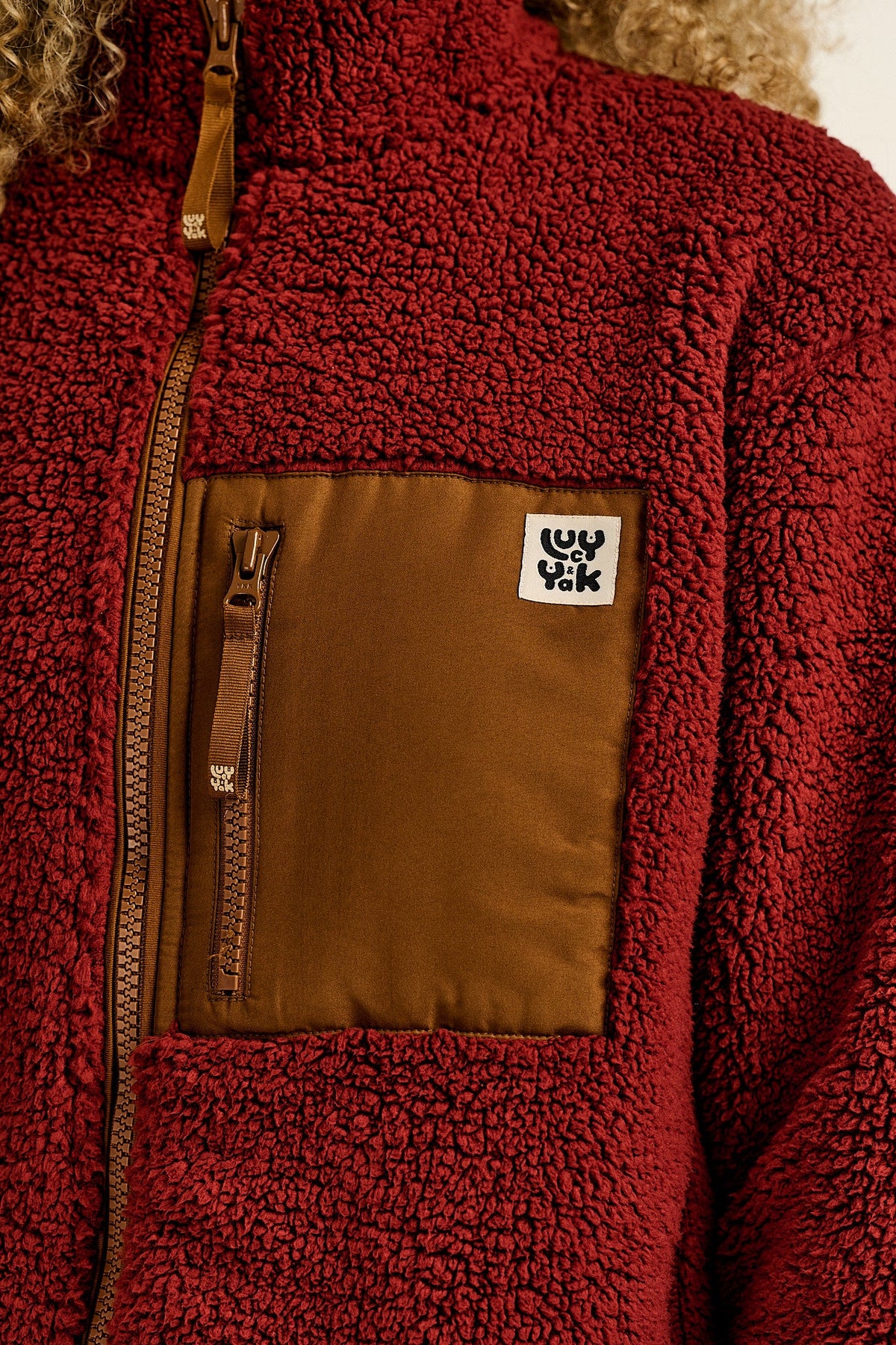 Harper - Borg Fleece Jacket in Jasper Red