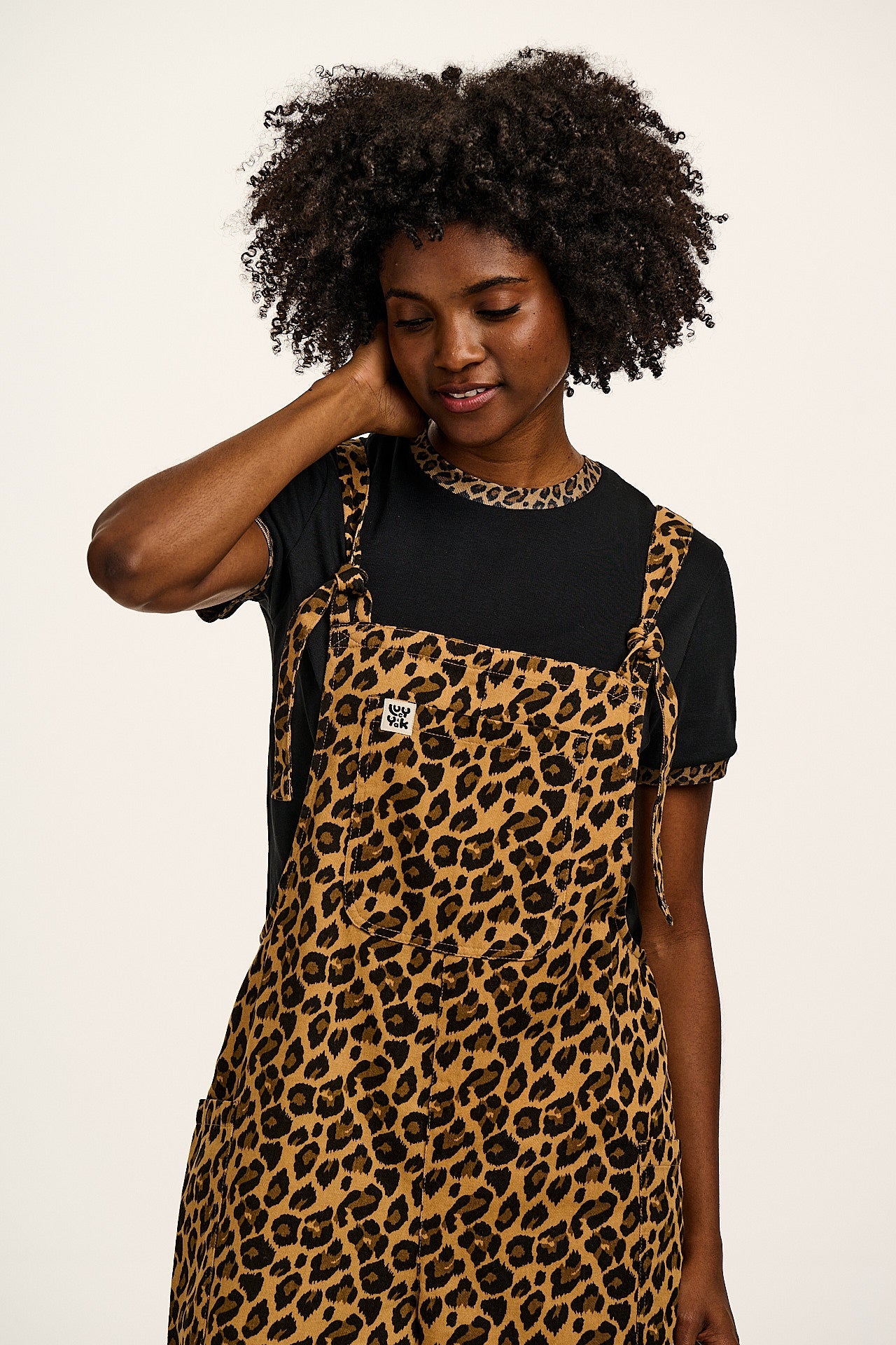 Maya - Cotton Tee in Black Leopard Print