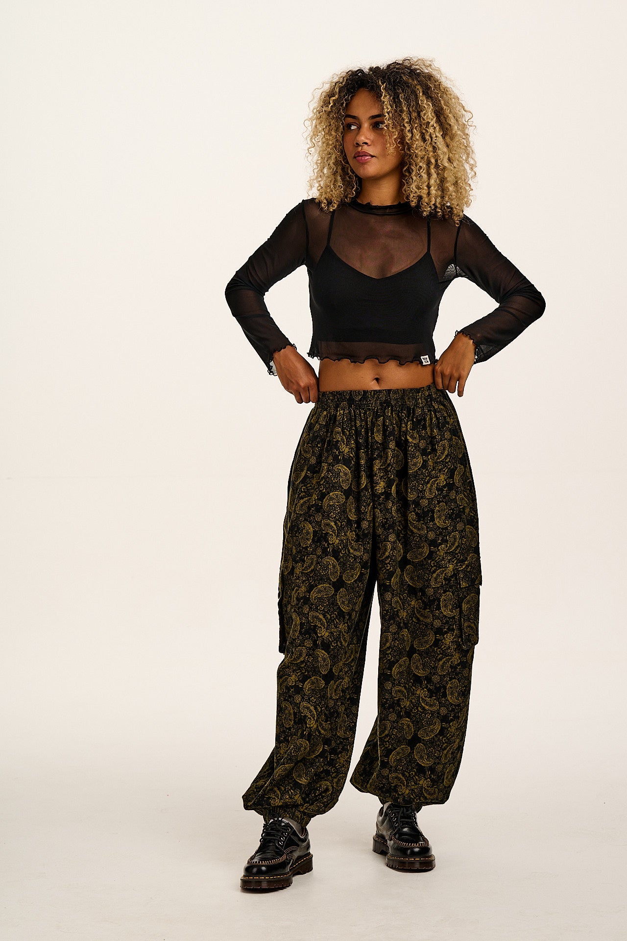 Perrie - Long Sleeve Mesh Top in Black