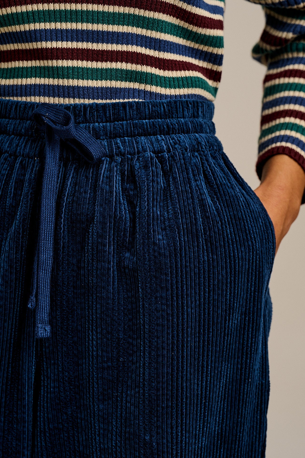 Norris - Wide Leg Corduroy Trousers in Navy