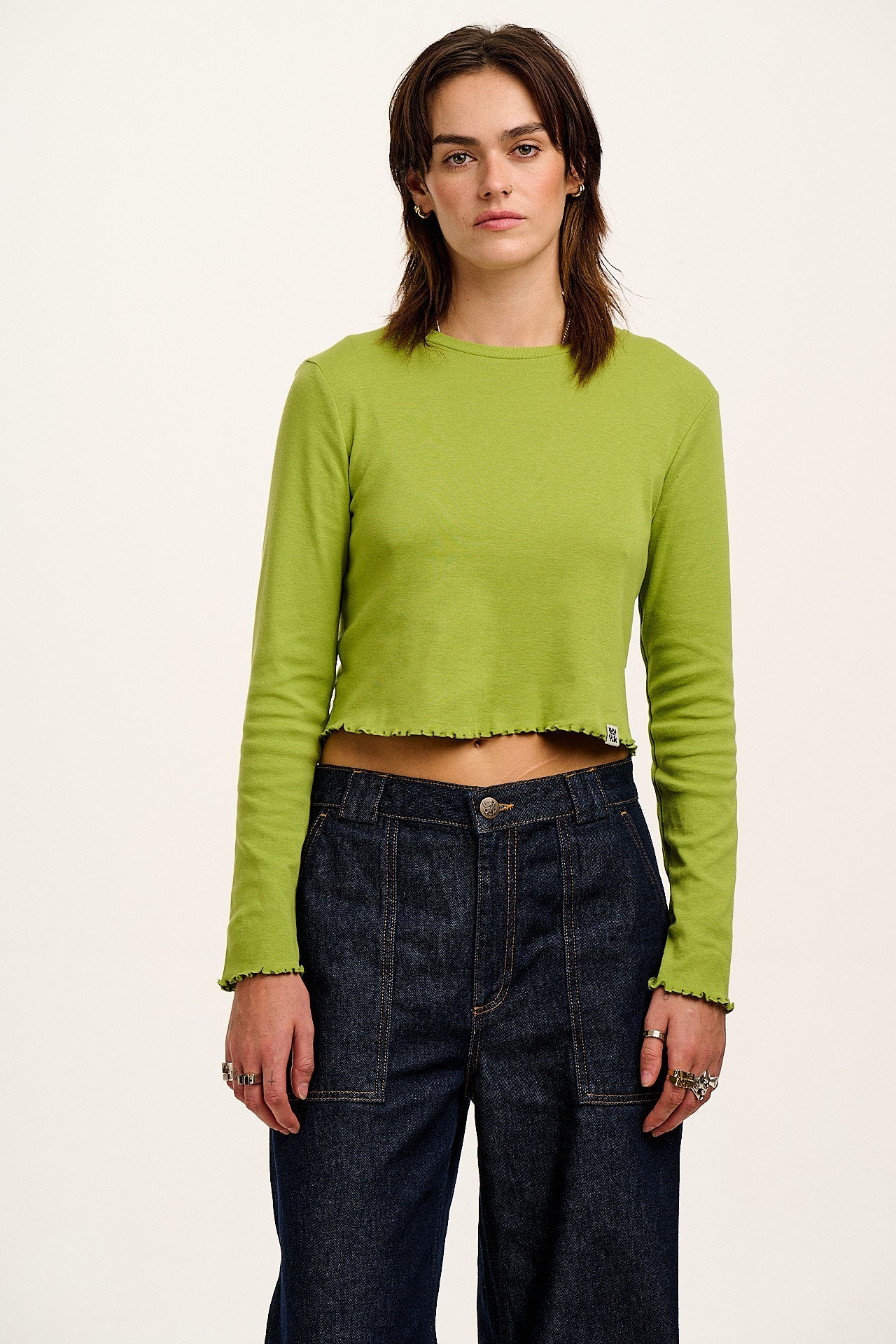 Hansel - Long Sleeve Cotton Crop Top in Lima Bean Green