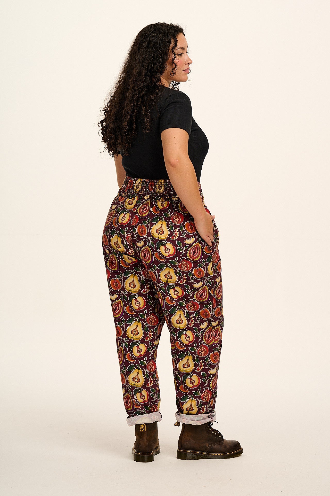 L.E. Alexa - Cotton Trousers in Vulvaree 3.0