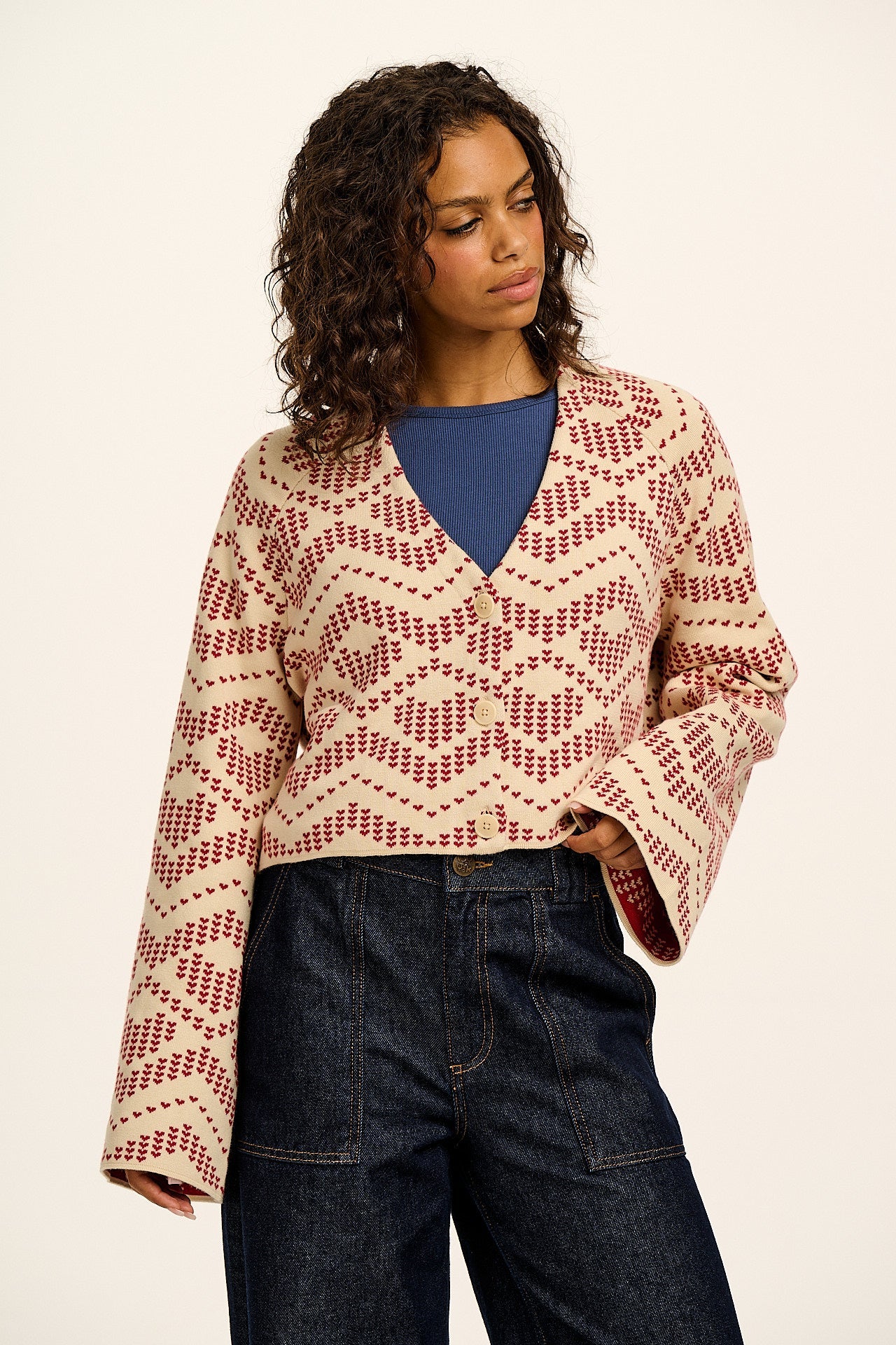 Robyn - V-Neck Cotton Cardigan in Heart Argyle
