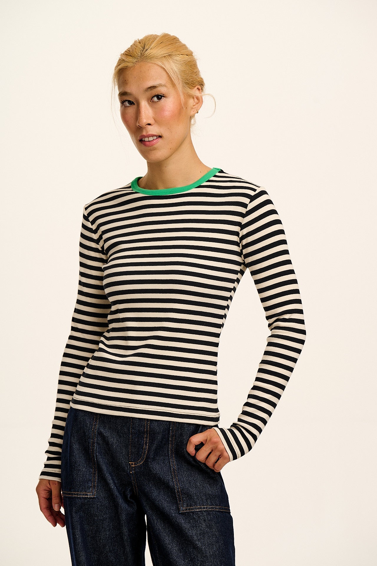 Grayson - Long Sleeve Cotton Tee in Black & White Stripe