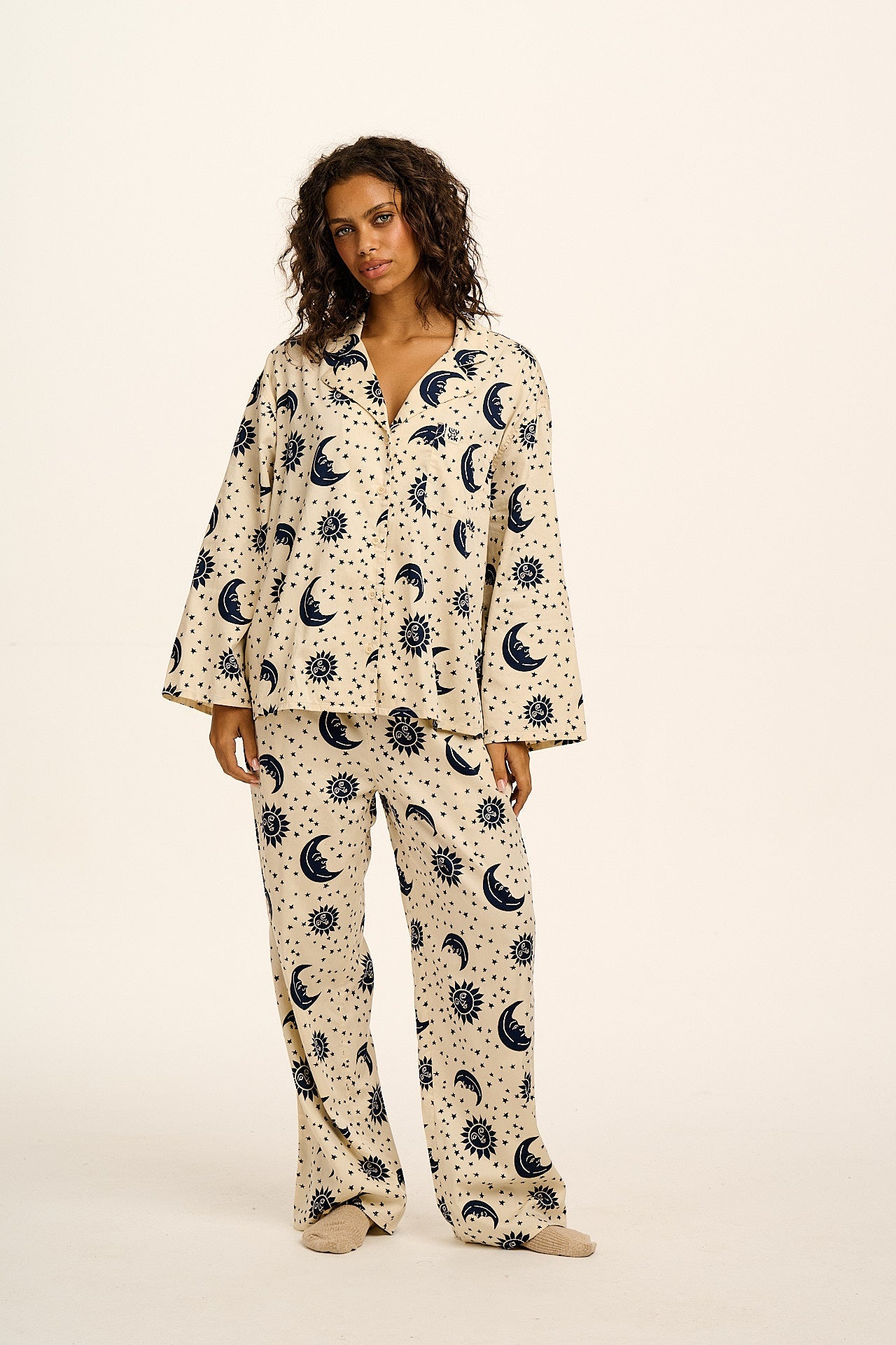 Dreamer - Cotton Sateen Pyjamas Set in Ecru Celestial Print