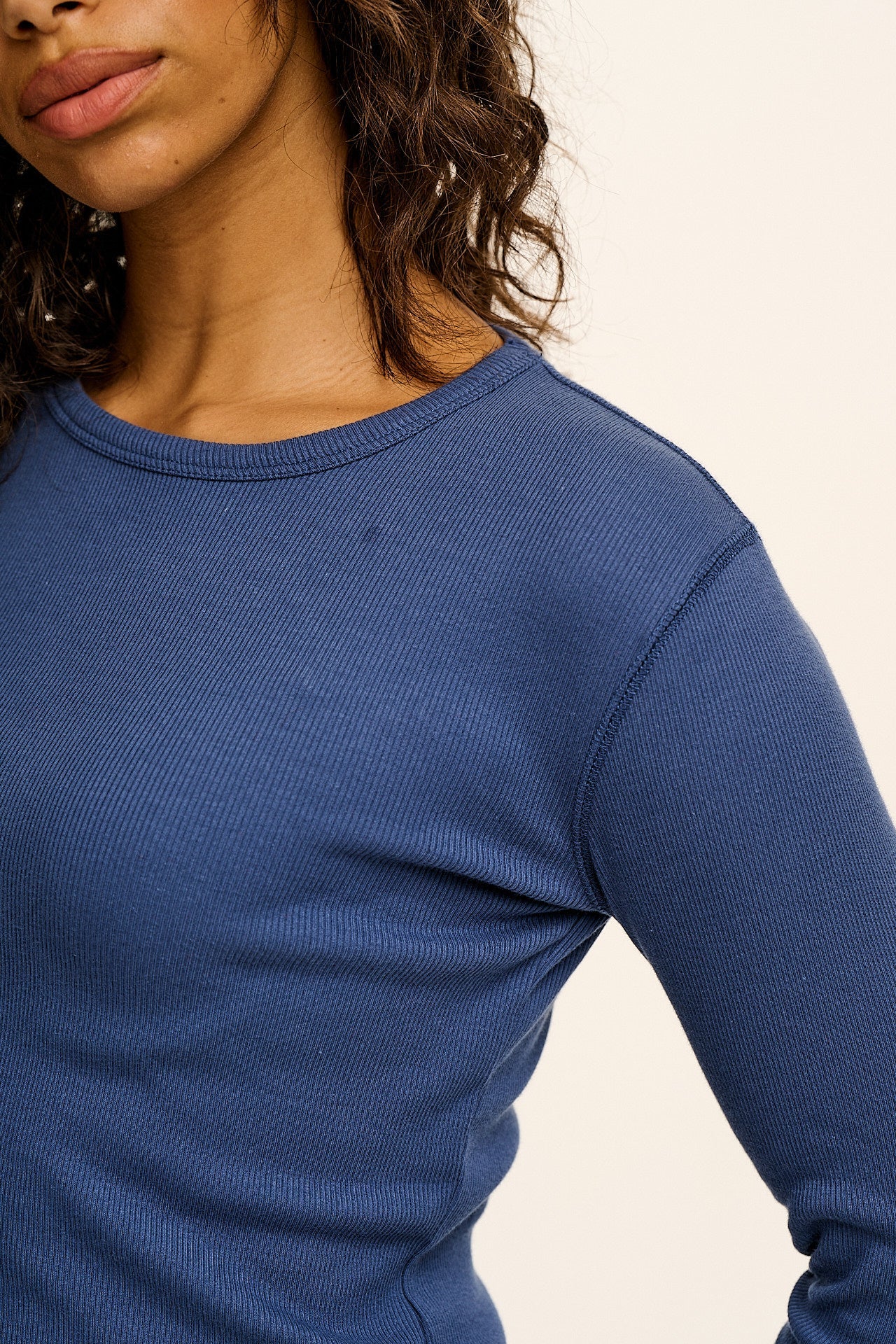 Grayson - Cotton Long Sleeve Tee in Denim Blue