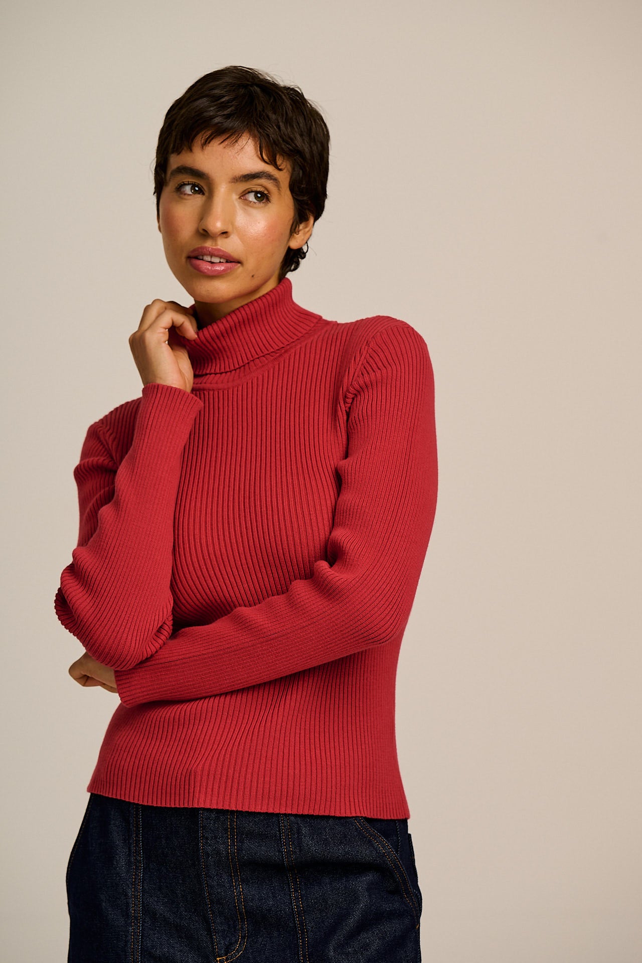 Eva - Cotton Funnel Neck Long Sleeve Top in Cardinal Red