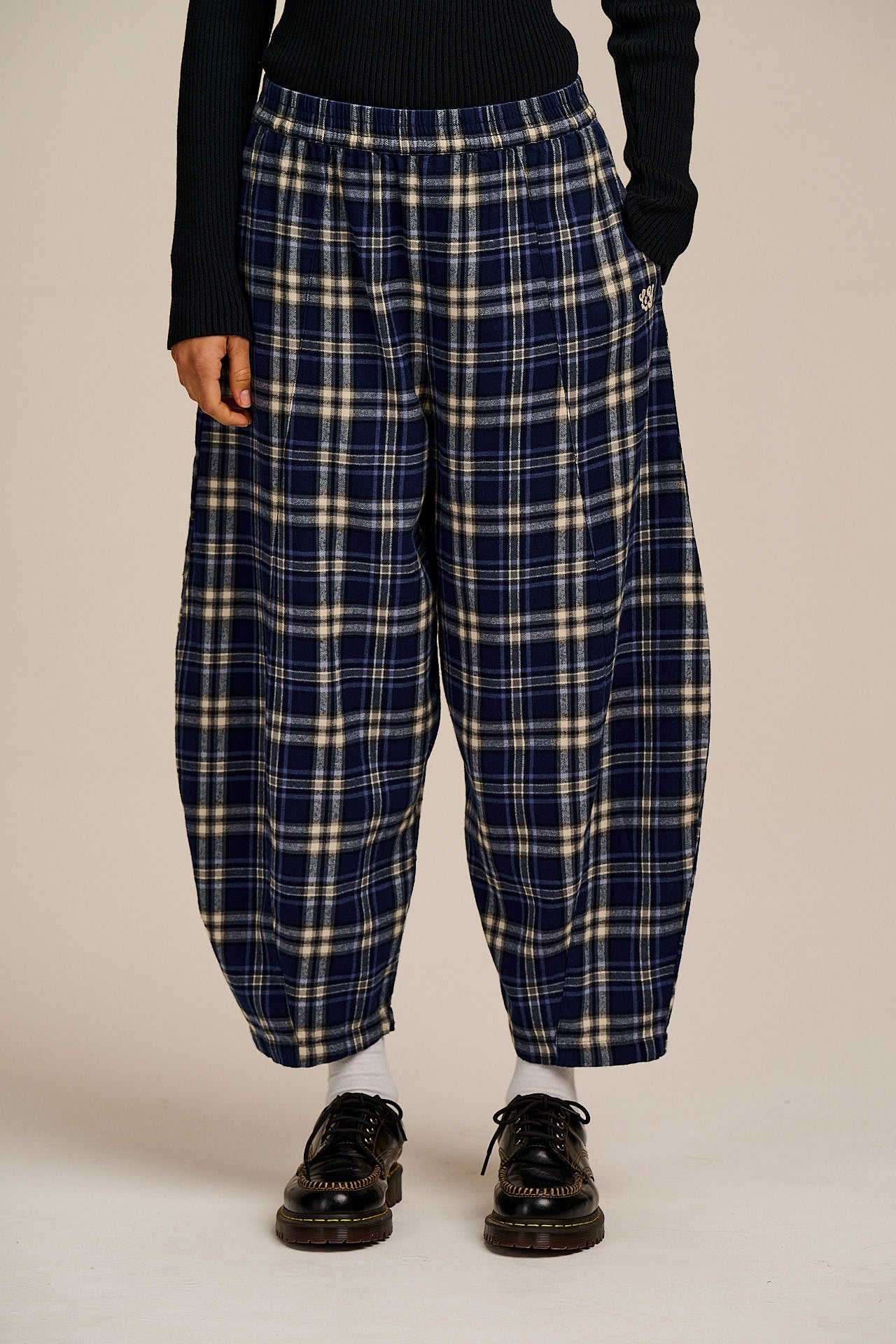 Obregon - Barrel Leg Brushed Cotton Trousers in Blue Tartan Check