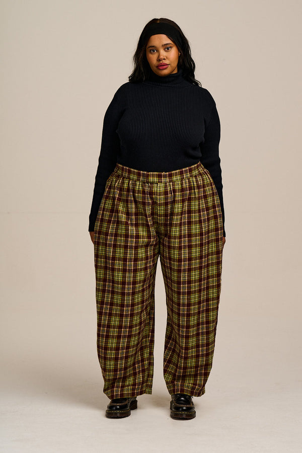 Beau - Barrel Leg Brushed Cotton Trousers in Winter Tartan