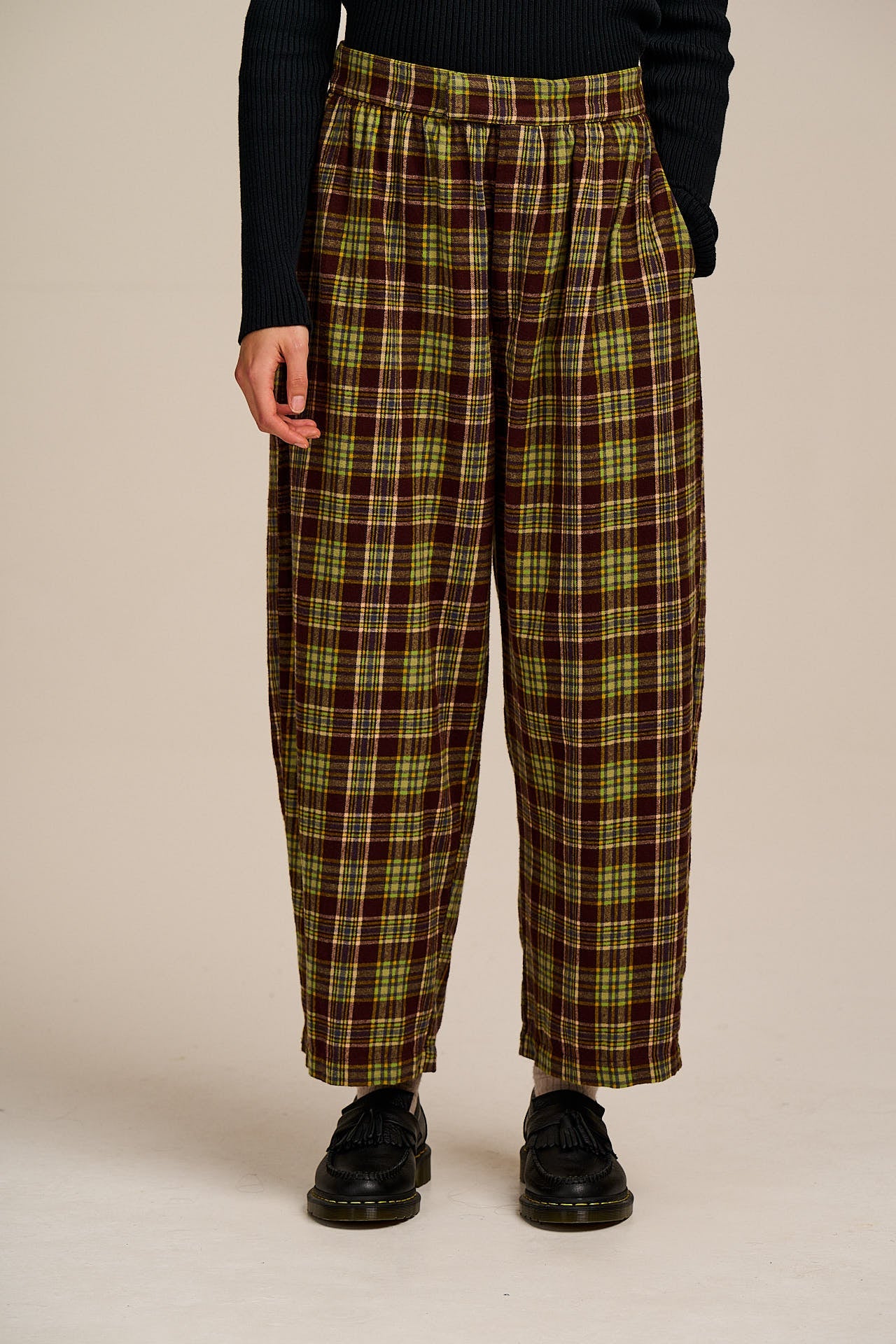 Beau - Barrel Leg Brushed Cotton Trousers in Winter Tartan