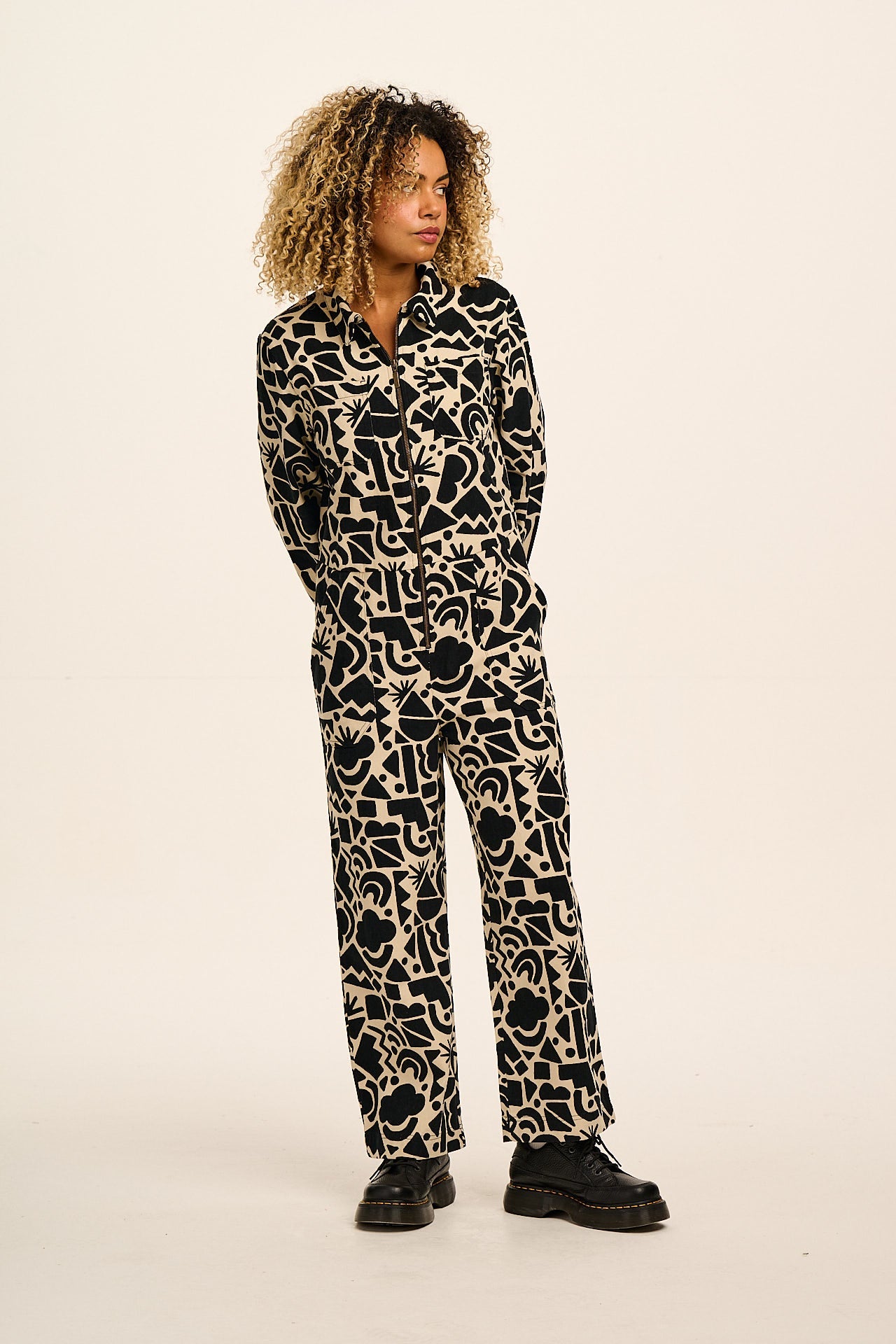 Arendal - Cotton Long Sleeve Jumpsuit in Mono Geo