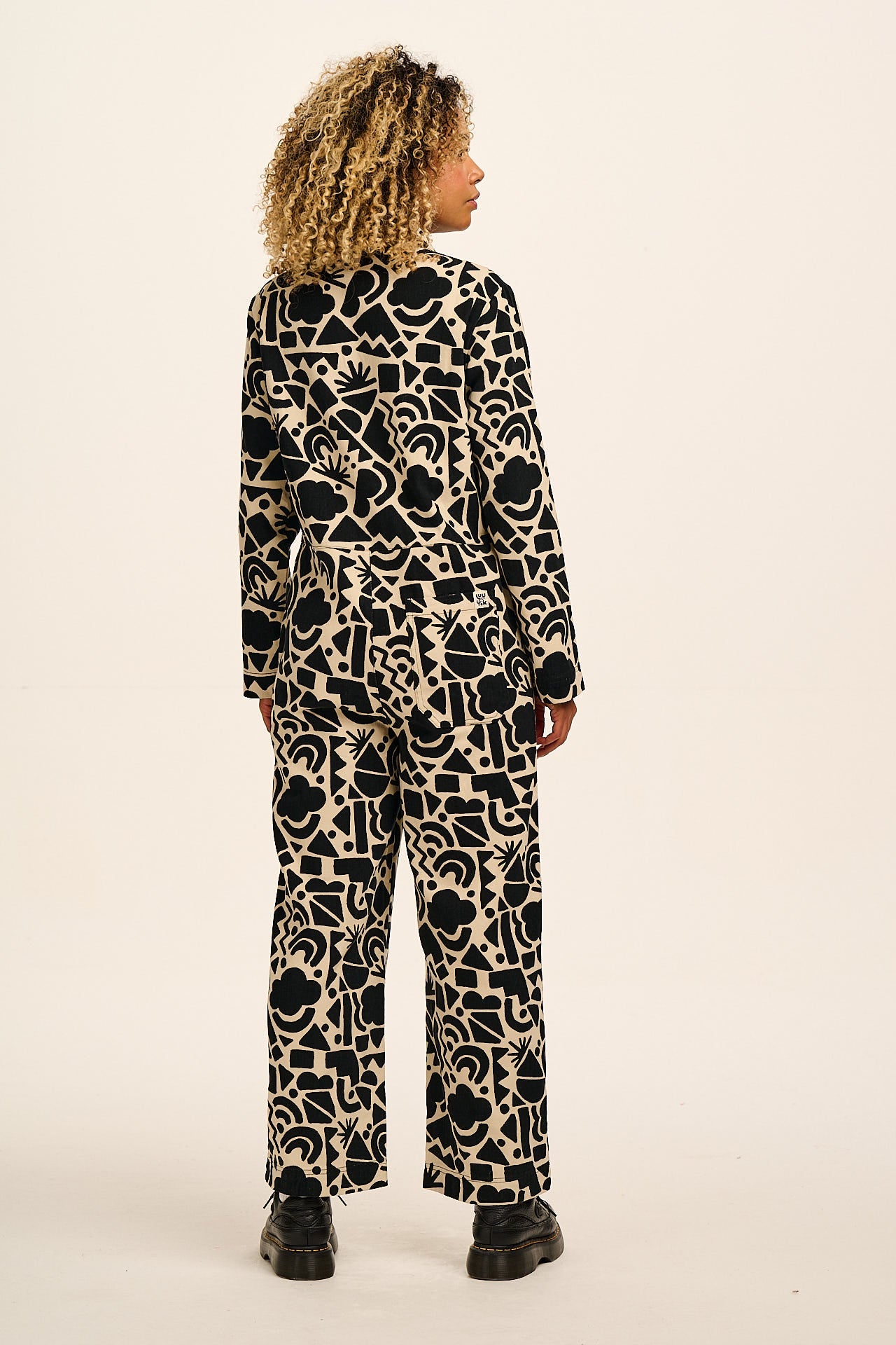 Arendal - Cotton Long Sleeve Jumpsuit in Mono Geo