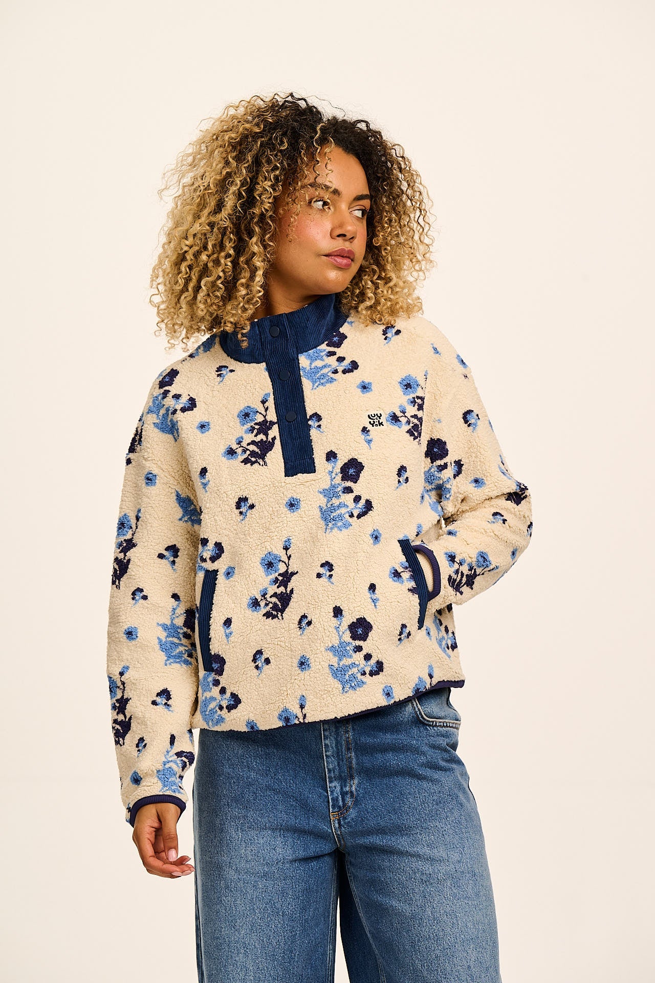 Marlow - Lightweight Button Down Borg Fleece in Vintage Floral Print