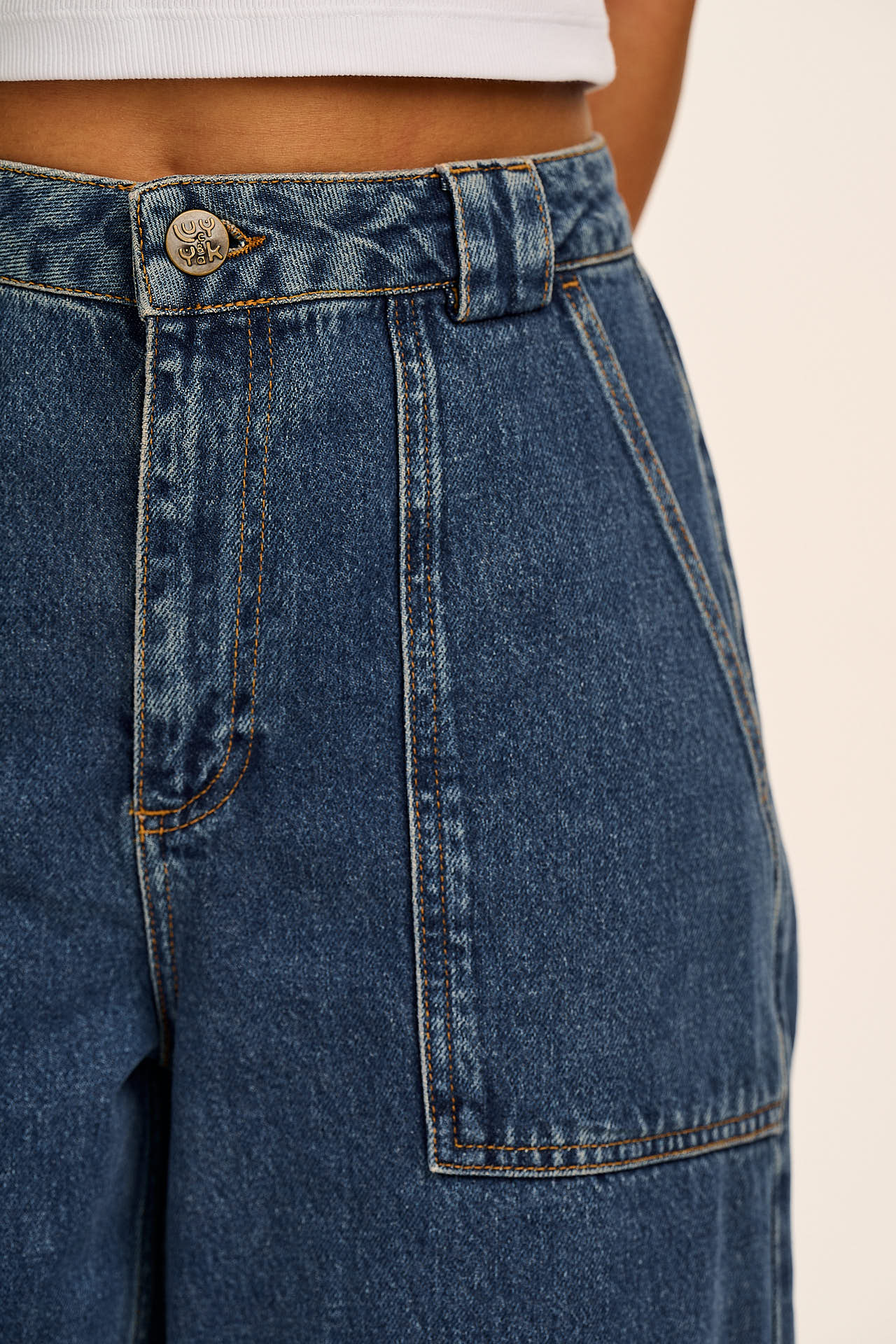 Delores - Wide Leg Denim Jeans in Mid Wash Blue