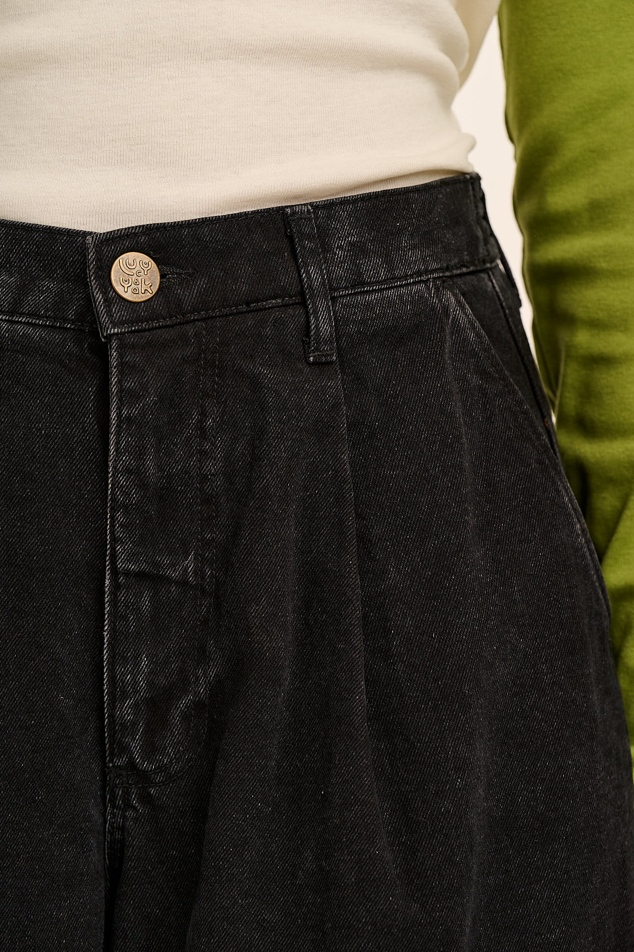 Tate - Denim Wide Leg Jeans in Black Wash