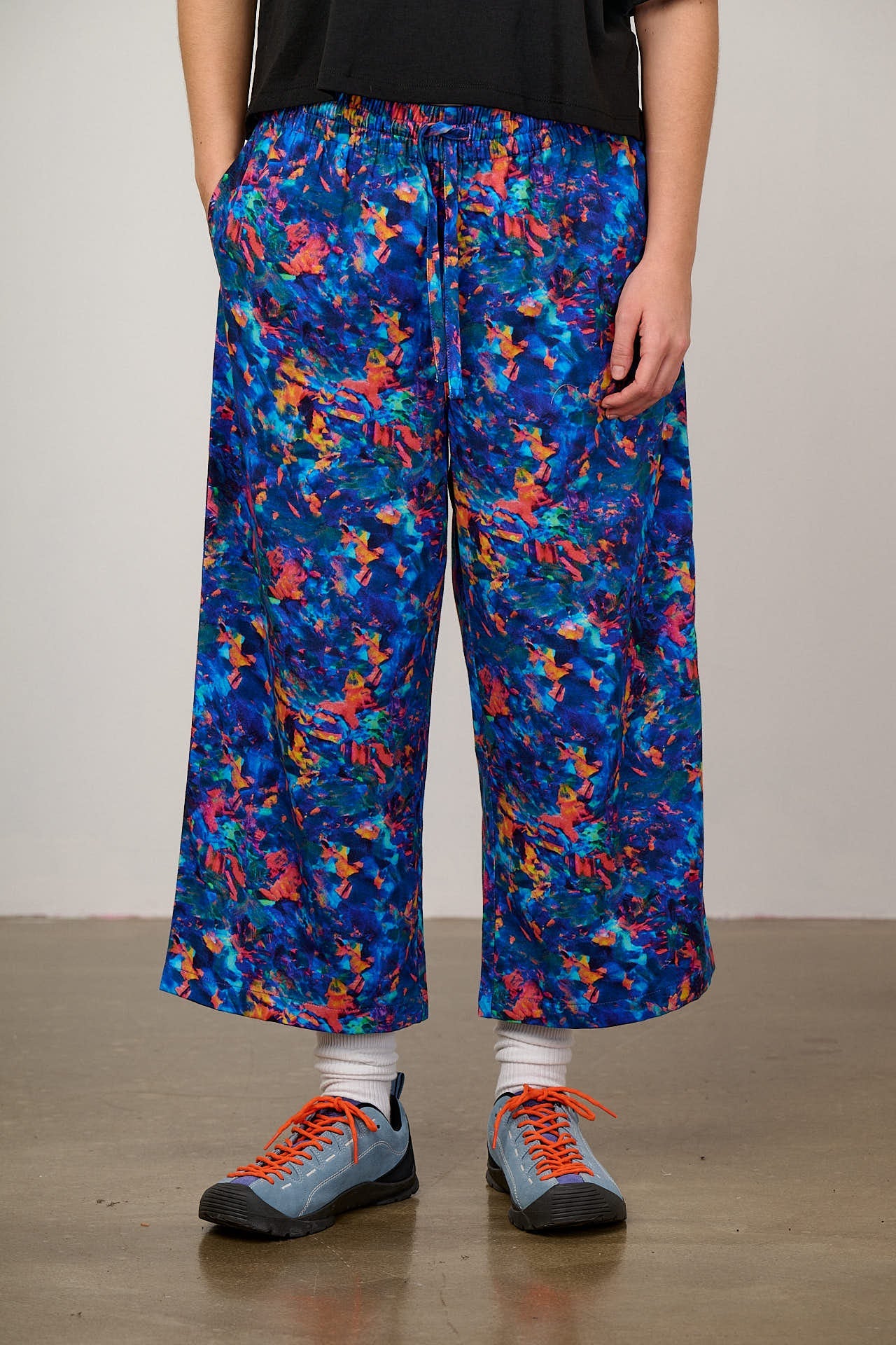 L.E. Chuck - Wide Leg Cotton Trousers in Digital Blur Natural History Museum & Yak