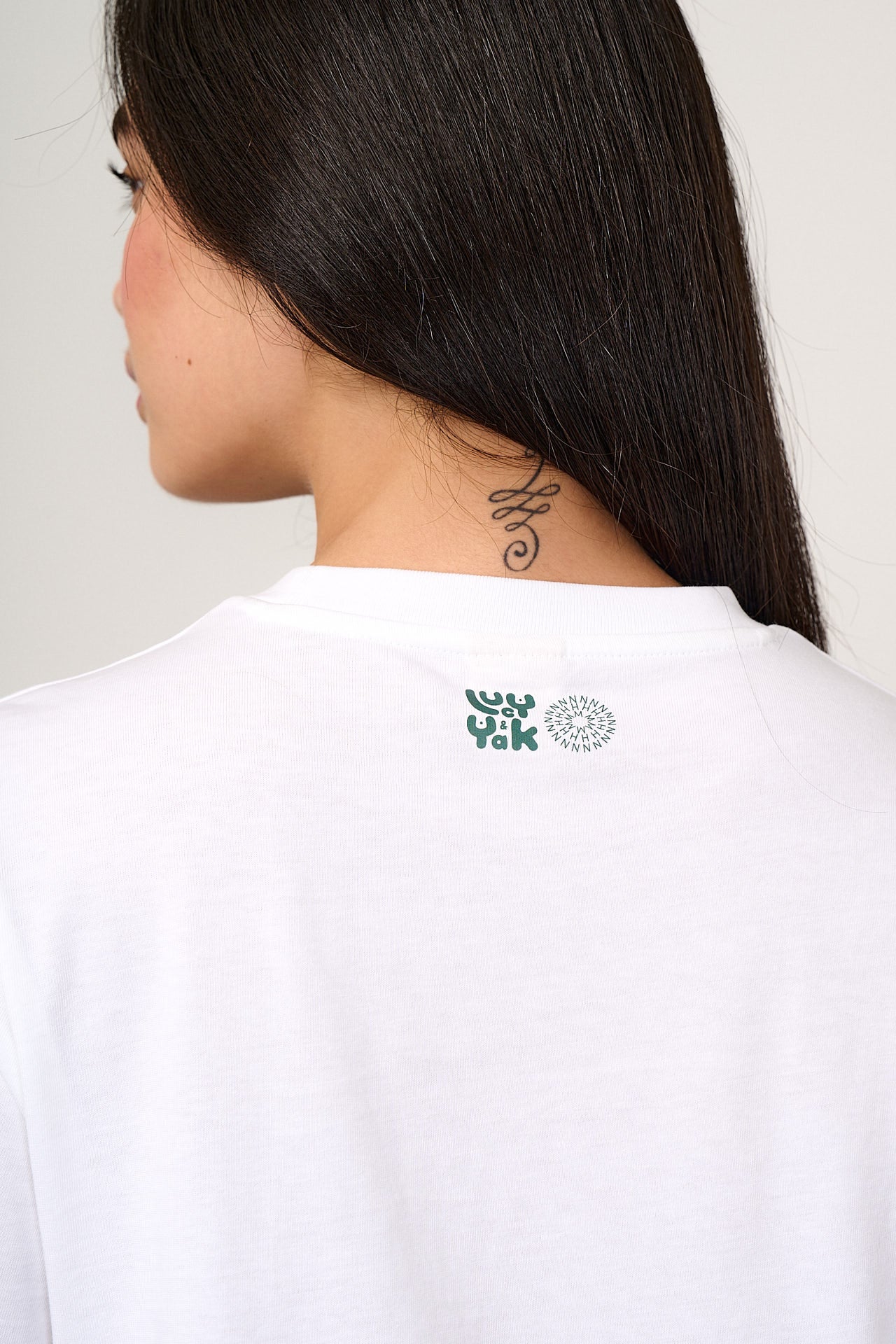 L.E. Denver - Cotton T-Shirt in Minerals Natural History Museum & Yak