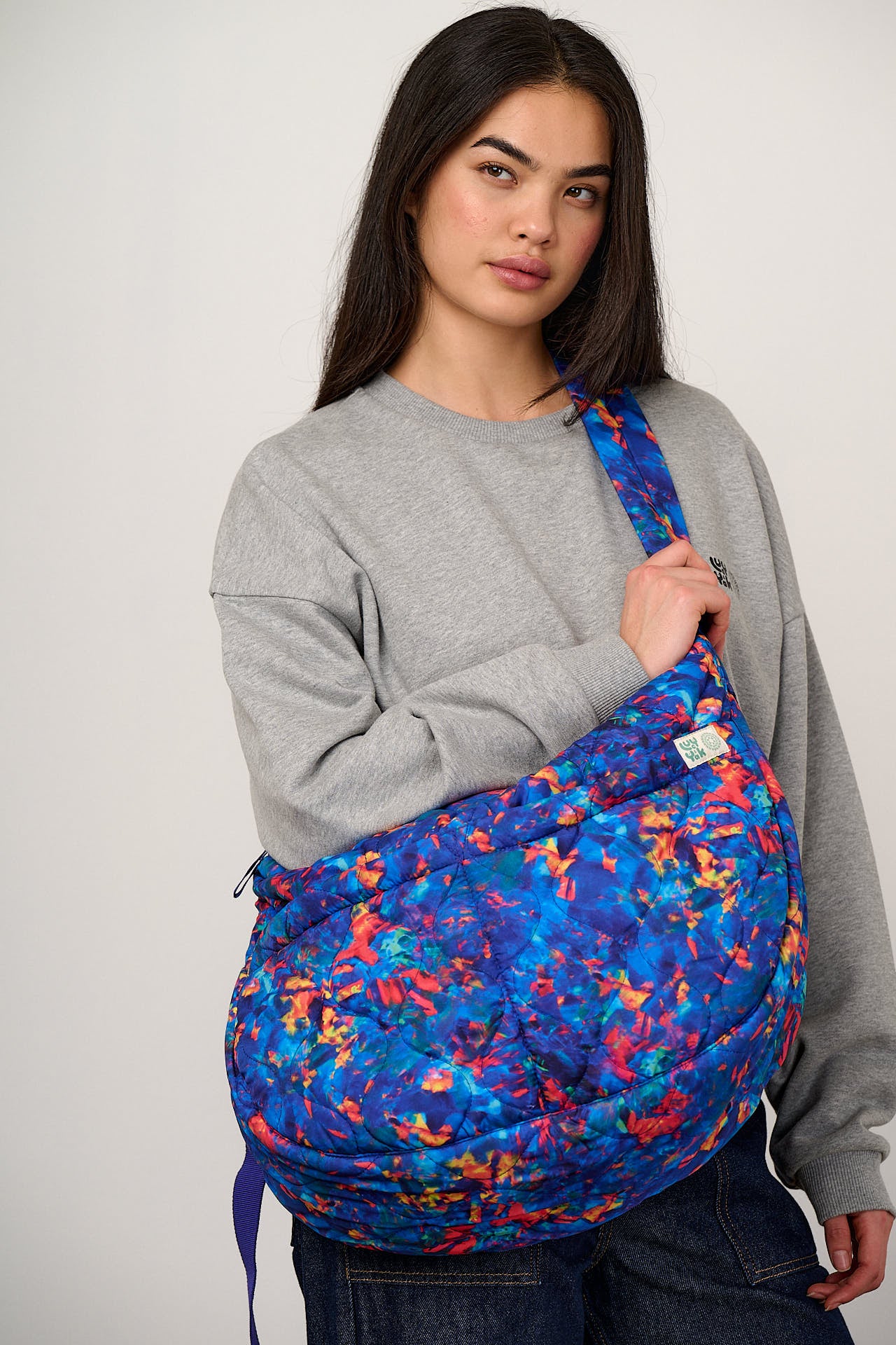 L.E. Laval - Weekend Bag in Digital Blur Natural History Museum & Yak