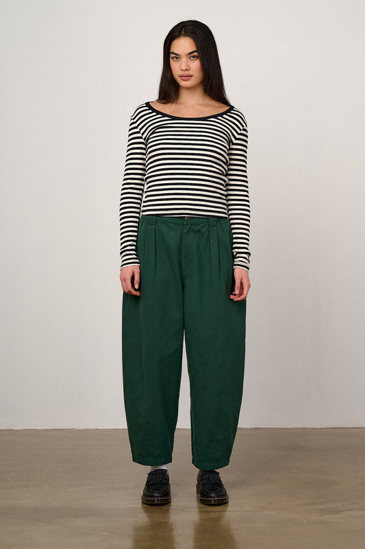 Ashby - Cotton Barrel Leg Trousers in Posy Green