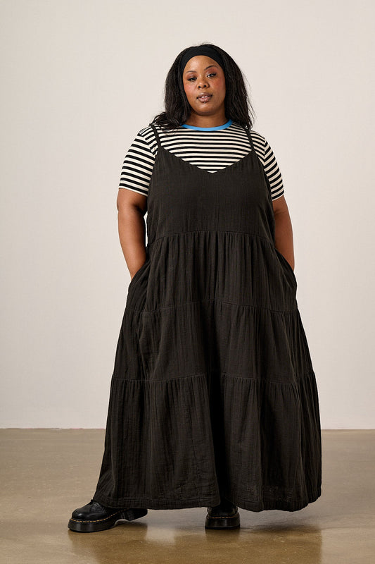 Mable - Cotton Maxi Dress in Black