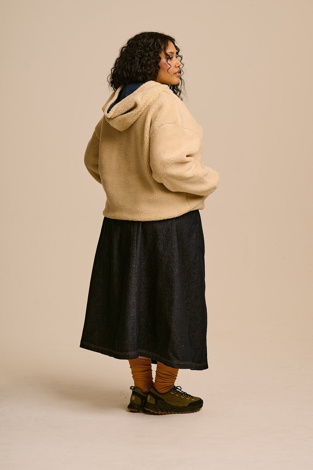 Misha - Borg Fleece Jacket in Cream with Navy Lining