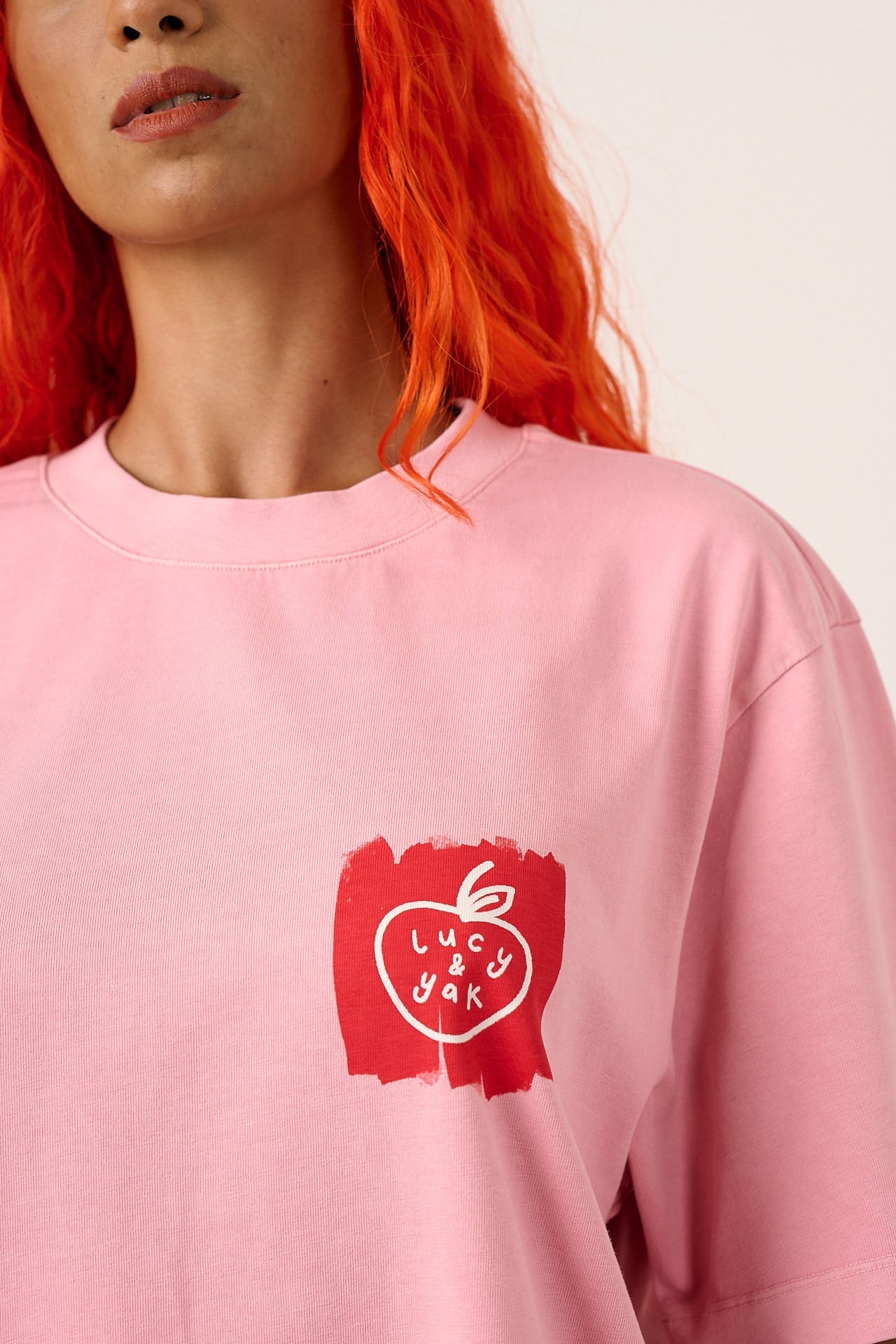 Noa - Cotton Heavyweight Boxy T-Shirt in Washed Pink & Red Blurred Checkerboard