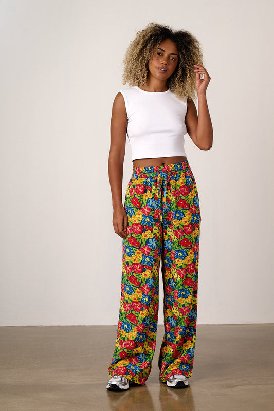 Norris - Wide Leg Cotton & Viscose Trousers in 80s Scribbled Floral