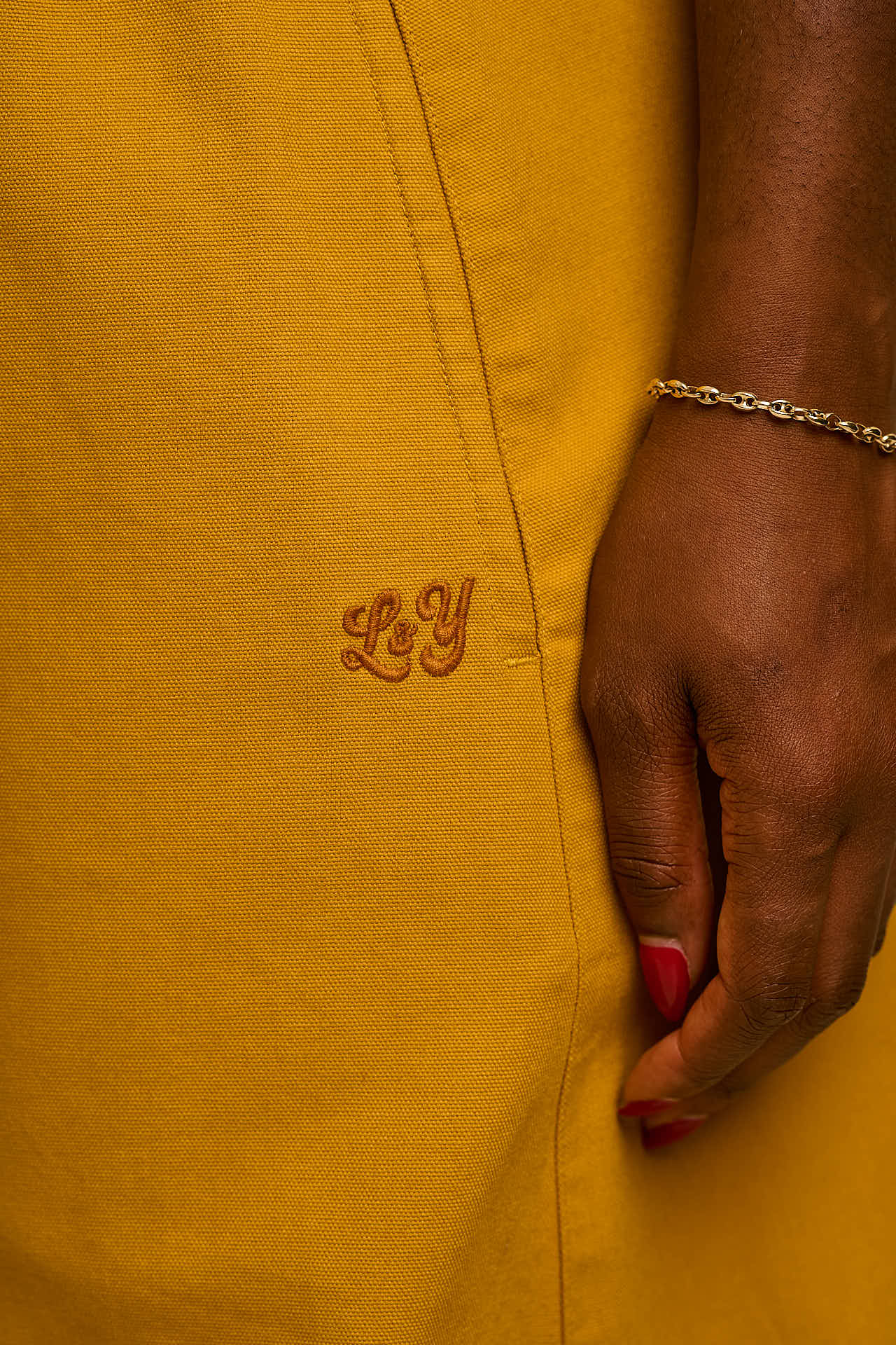 Obregon - Cotton Barrel Leg Trouser in Mustard