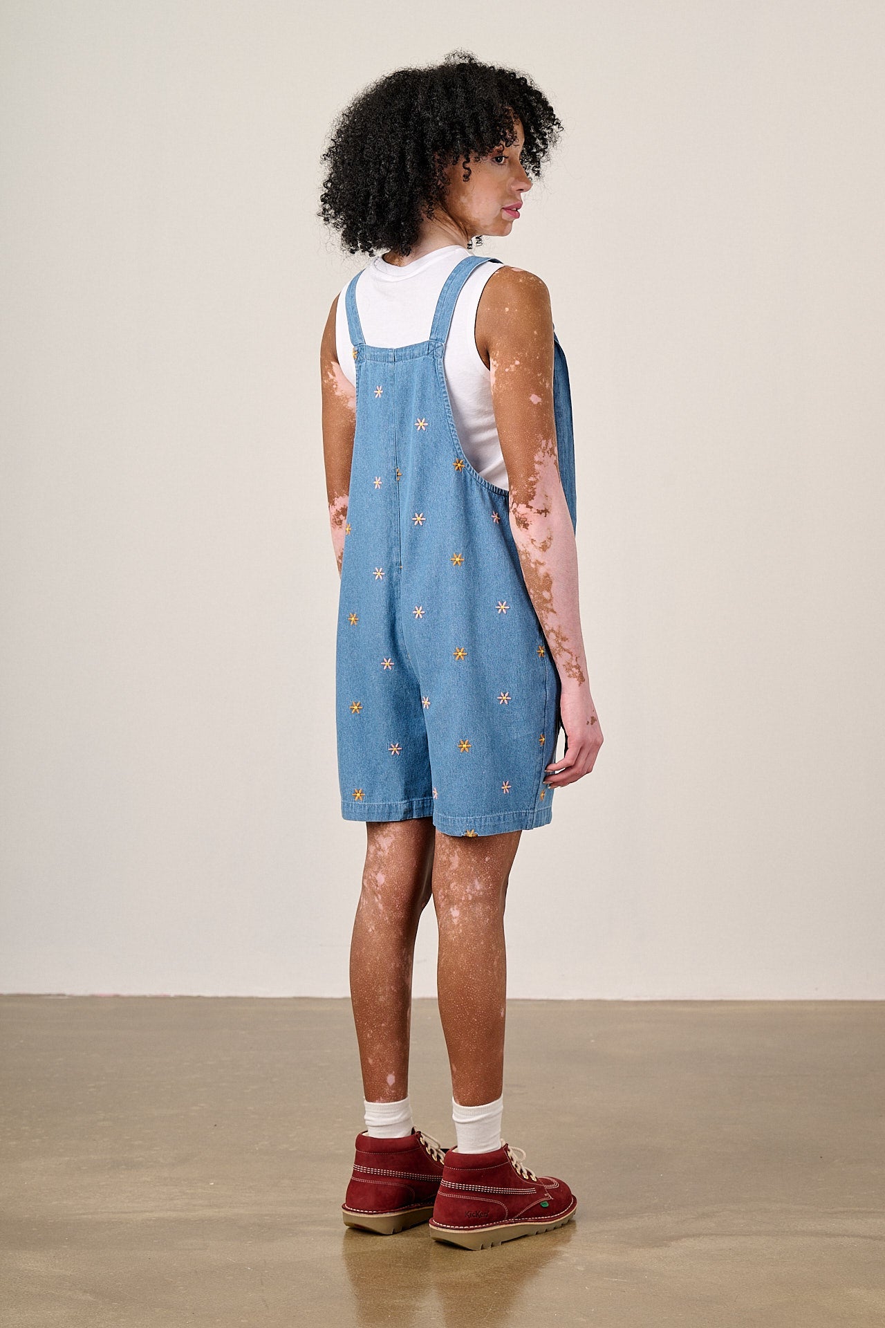 IMPERFECT - Original Shorts - Cotton Dungaree Shorts in Light Blue with Floral Embroidery