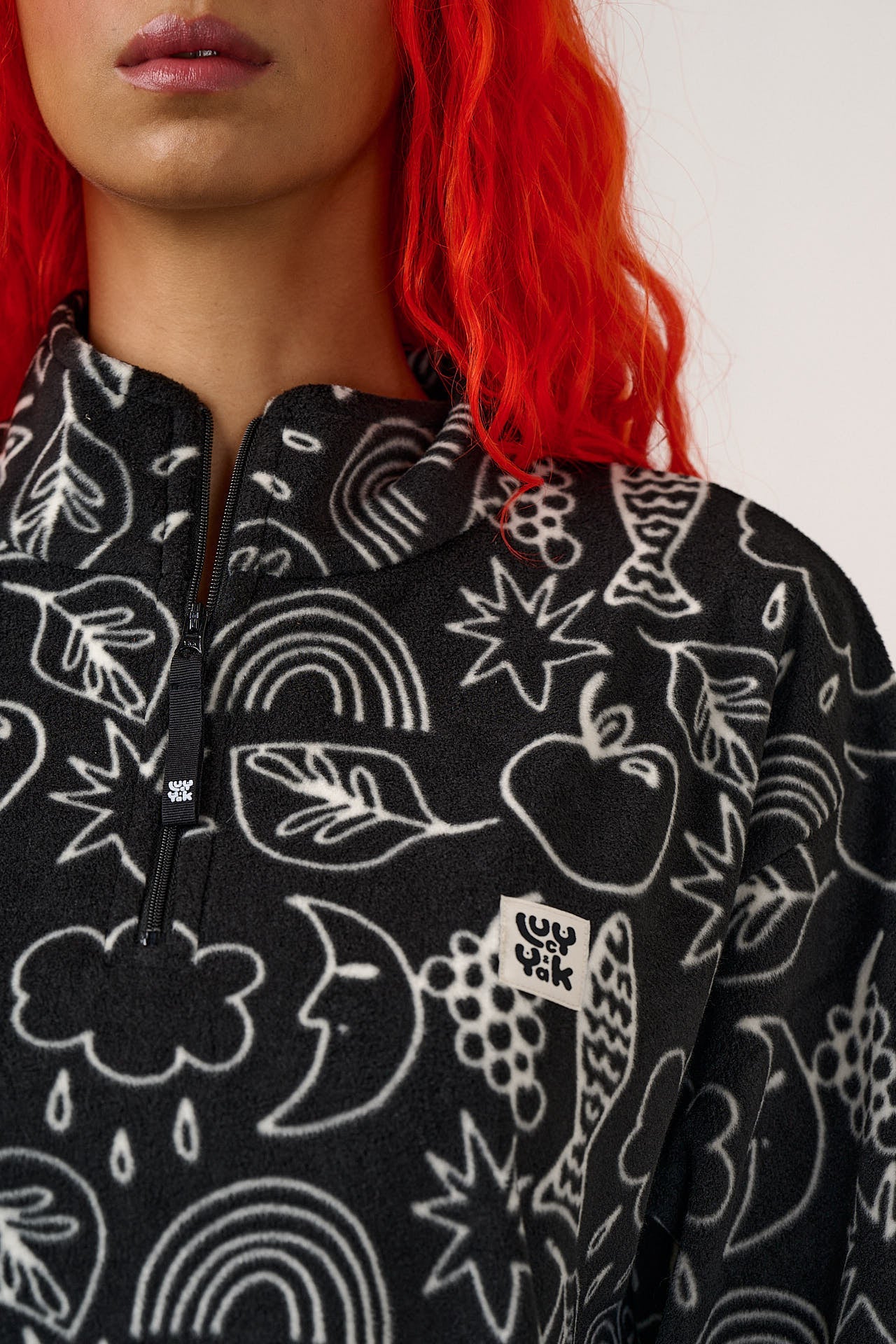 Sammy - Lightweight Polar Fleece in Monochrome Naive Shapes