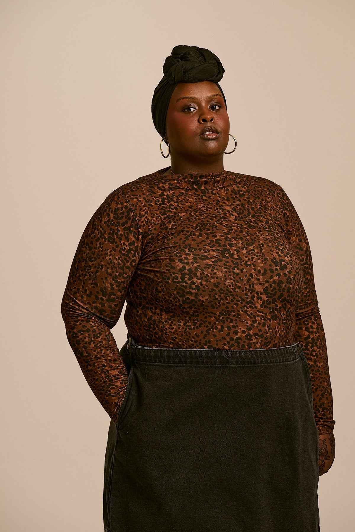 Sara - Mock Neck Viscose Top in Animal