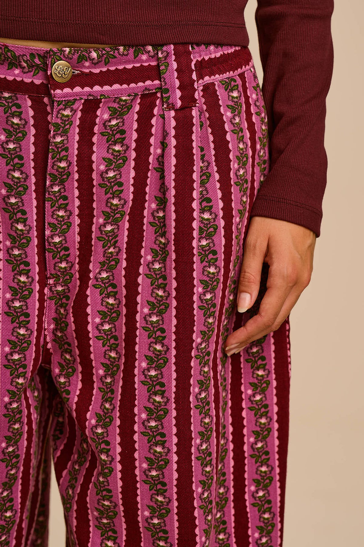 Ashby - Cotton Barrel Leg Trousers in Folk Floral Stripe
