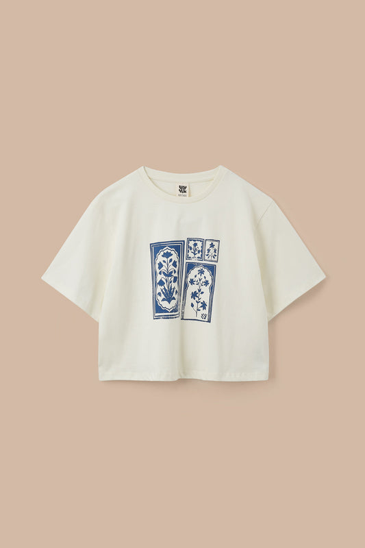 Zayla - Cotton Cropped Boxy T-Shirt in Ecru Walled Blooms