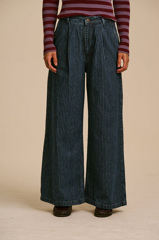 Cole Wide Leg Jeans - Organic Cotton in Pinstripe